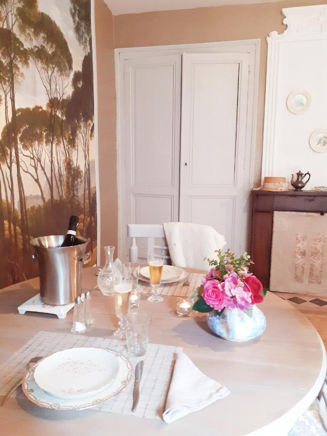 Logis Des Lugats, Gite De Charme La Reole Εξωτερικό φωτογραφία