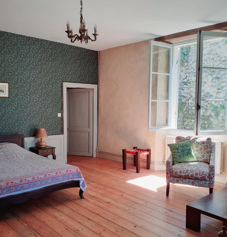 Logis Des Lugats, Gite De Charme La Reole Εξωτερικό φωτογραφία
